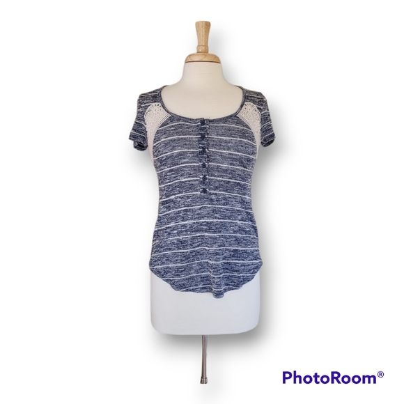 paper + tee Scoop Neck Crochet Short Sleeve Top. Size M - Picture 1 of 8